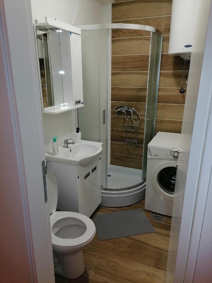Apartman Stimac Petrovaradin Exterior foto